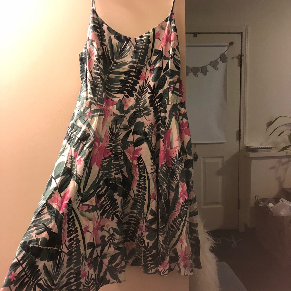 Old Navy tropical print dress
